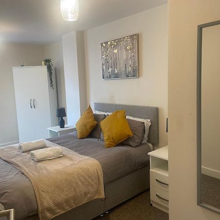 Stylish Two Bed In The Heart Of The City 버밍엄 외부 사진